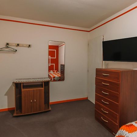 Habitaciones Mary 2 Camas Simples En Casa Compartida Ushuaia Buitenkant foto